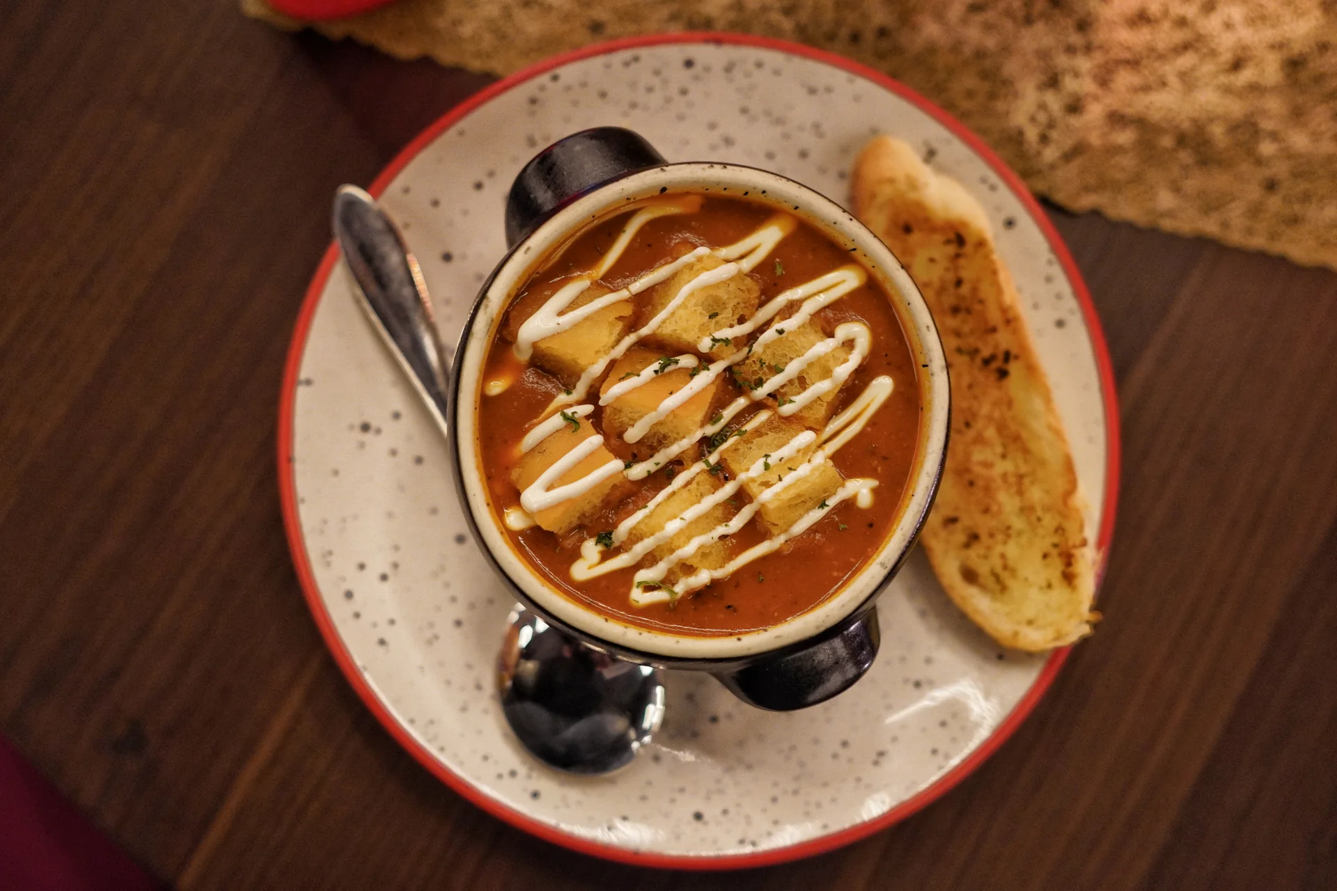 Roasted Tomato & Basil Soup